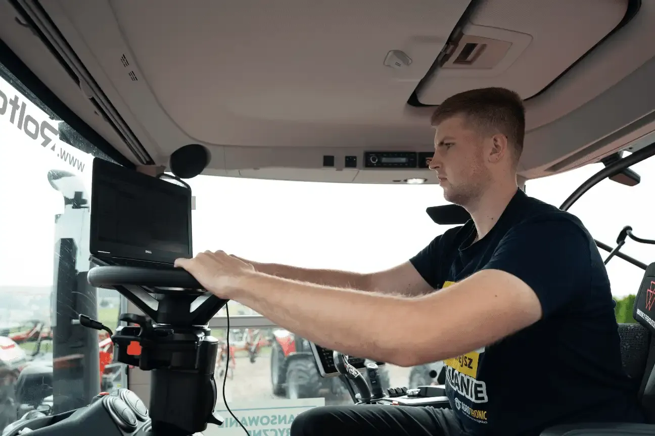 Operator diagnostics in tractor cab