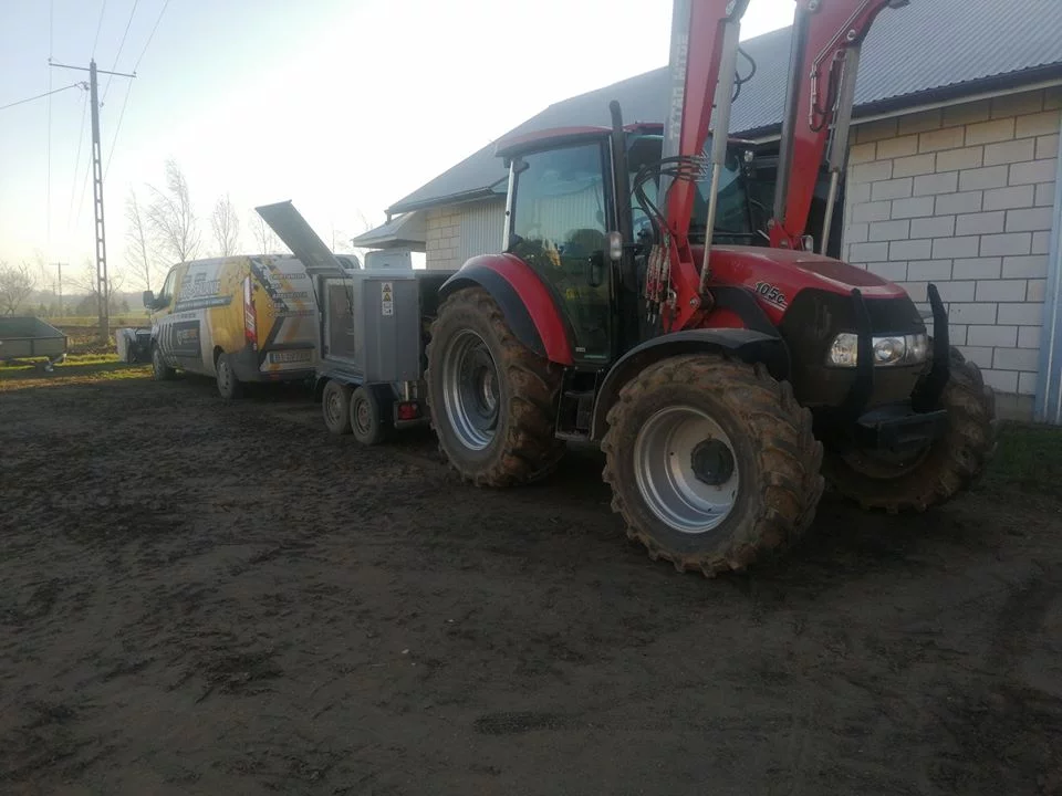 Case IH Farmall C Series Farmall 105C 3.4L I4