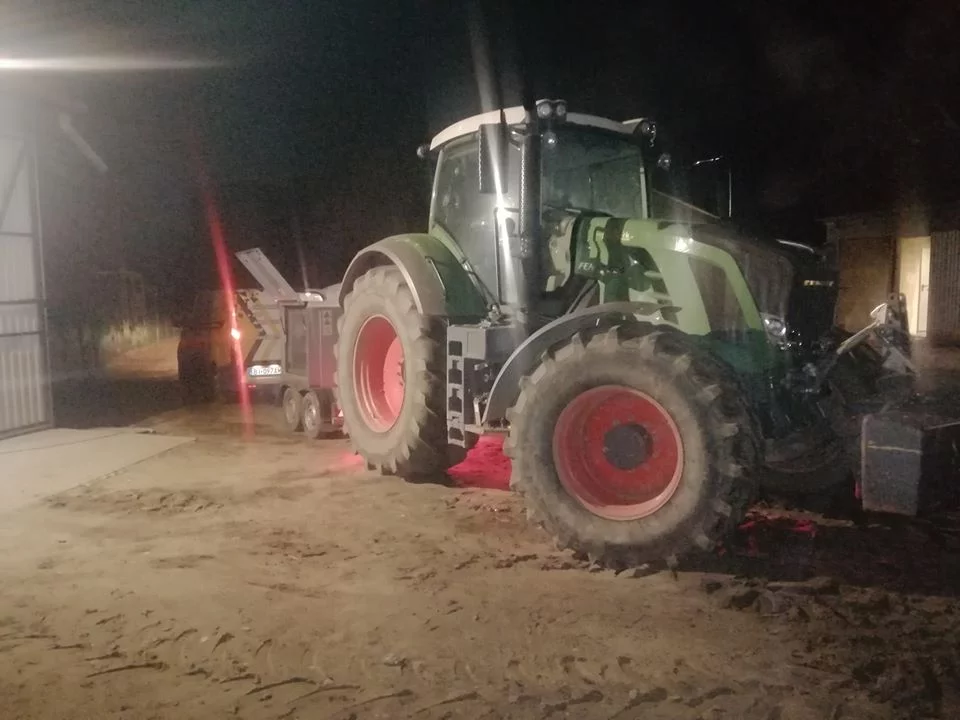Fendt 800 Vario 824 6.1L I6