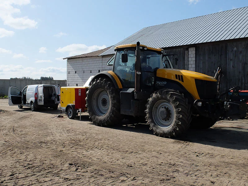 JCB Fastrac 7200 6.7 L Cummins