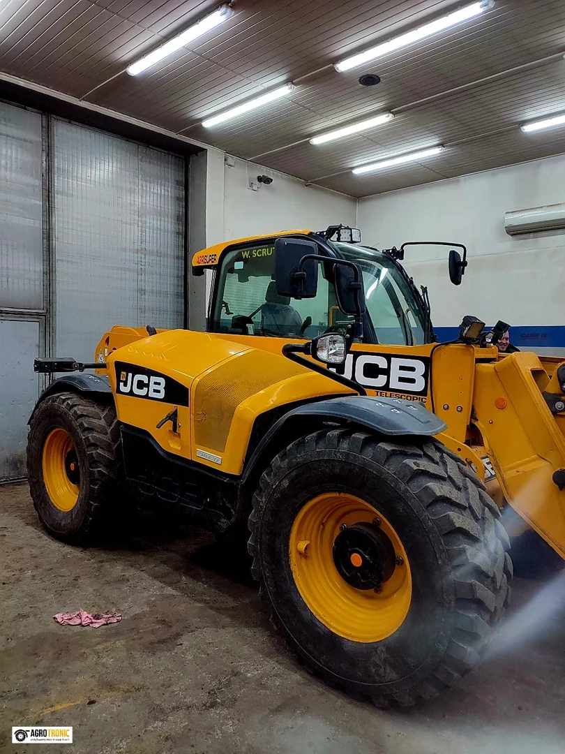 JCB TELEHANDLER 542-70 AGRI 4.4L