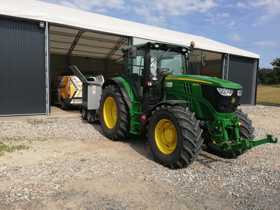 John Deere 6140R 6.8 L