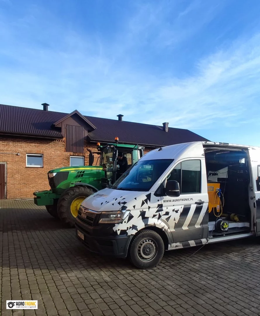 JOHN DEERE 6M 6155M 6.8L