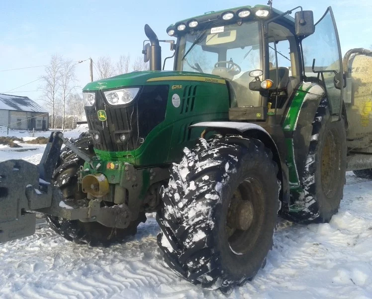 JOHN DEERE 6R 6215R 6.8L