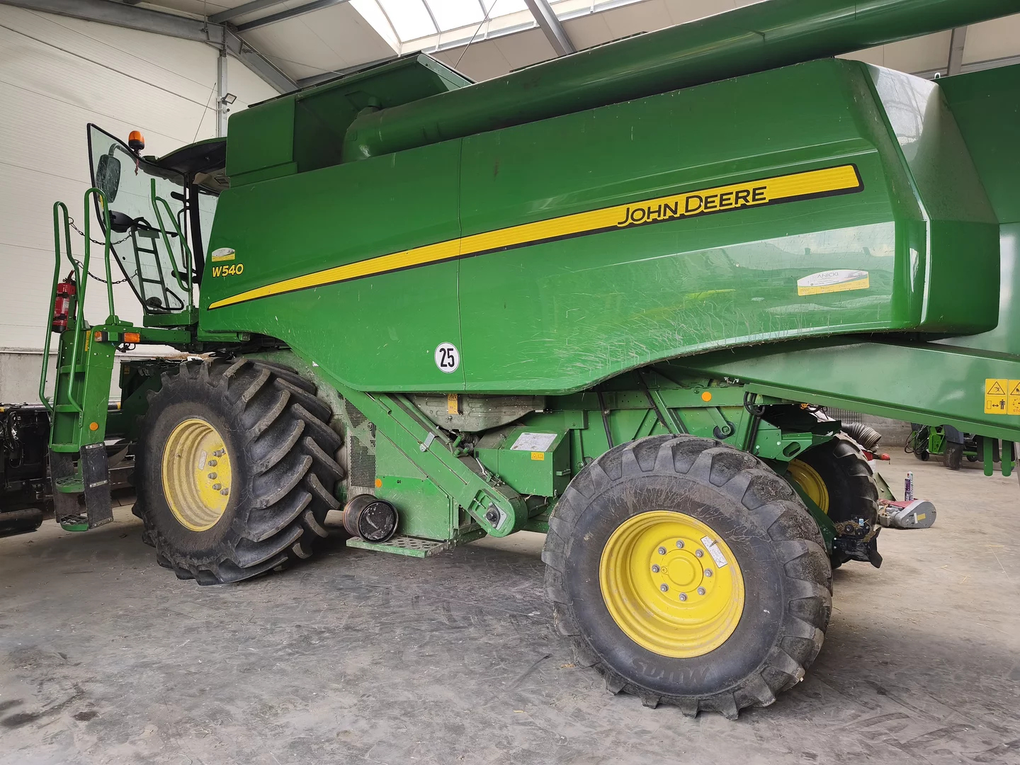 JOHN DEERE COMBINE W540 6.8L