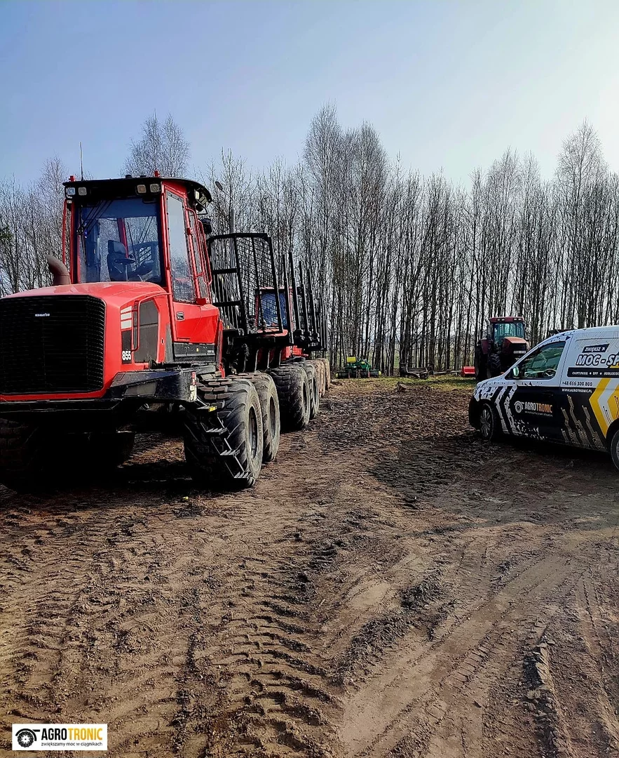 KOMATSU FORWARDER 855 6.6L