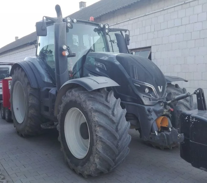 Valtra T174 ES